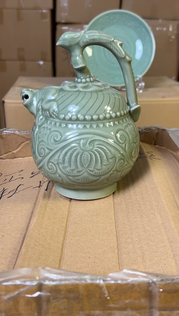 陶瓷耀州窑青釉三王倒流壶