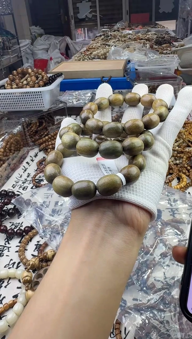 菩提根/象牙果手串绿檀枣珠