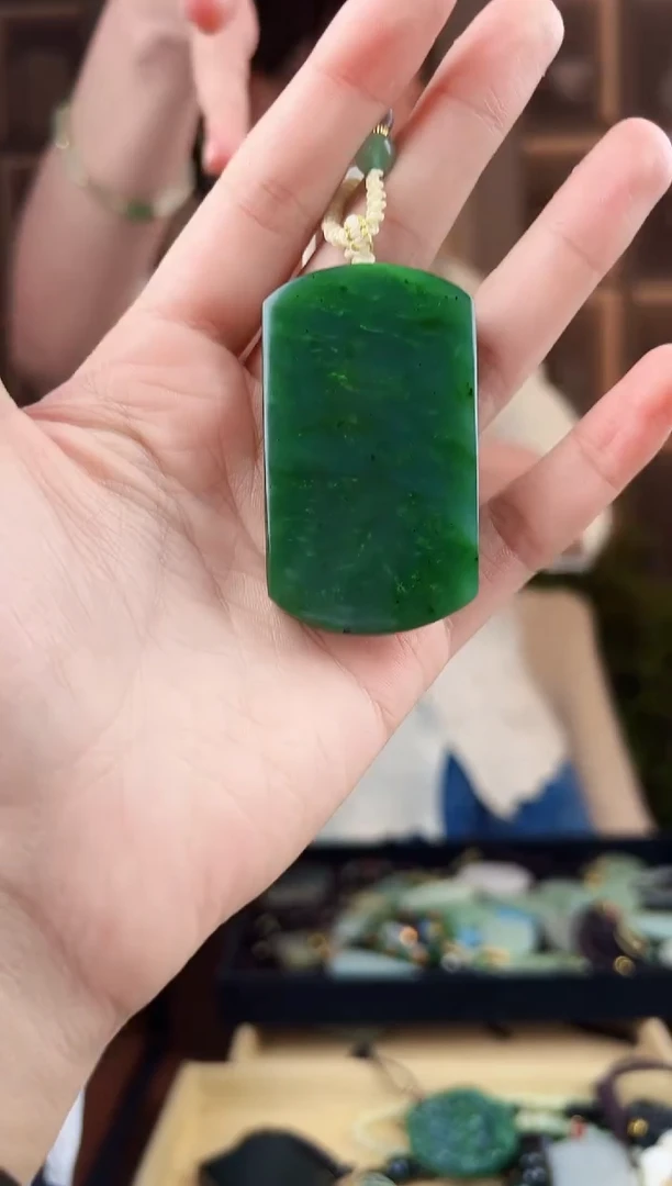 颈饰未镶嵌和田玉拍一发一，多样性发货