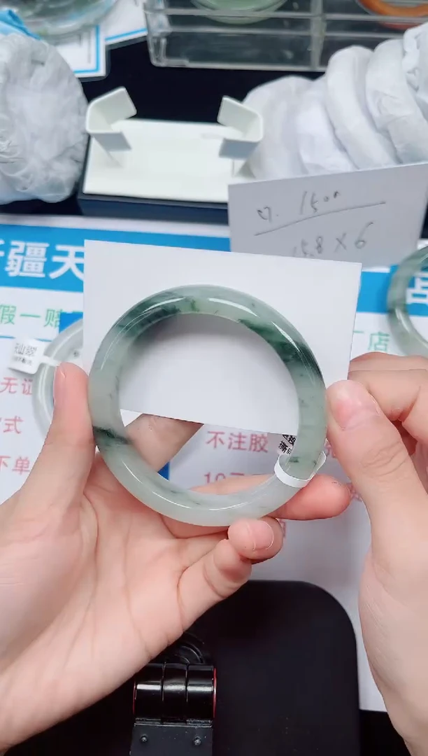 未镶嵌手镯石英质玉33-59/60