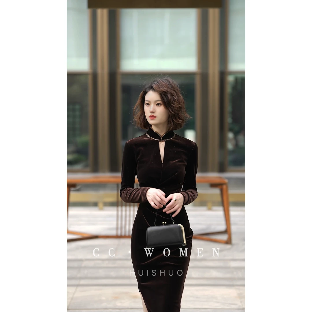 彩彩家【南法假日】冬季重工款气质收腰修身复古原创设计改良旗袍