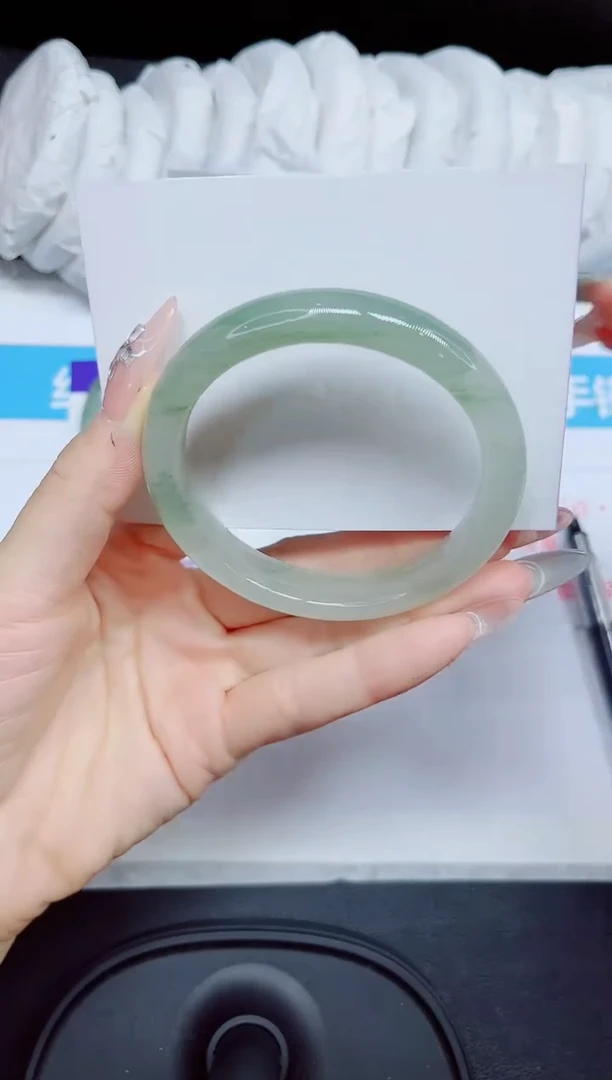 石英质玉手镯未镶嵌359