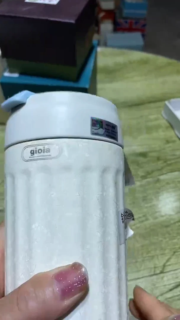 瓷片碗碟好物一件不留@@1