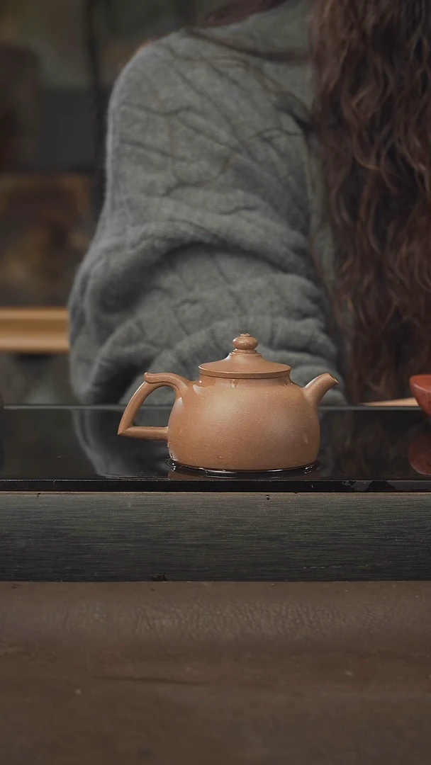 茶壶紫砂大彬笠帽，段泥，