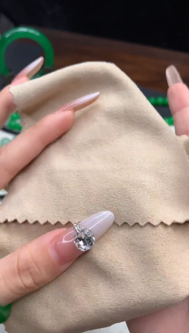 颈饰未镶嵌翡翠X*x无美颜滤镜七天无理由