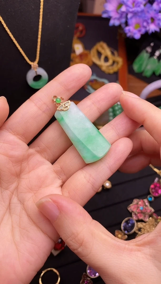 颈饰未镶嵌翡翠翡翠吊坠