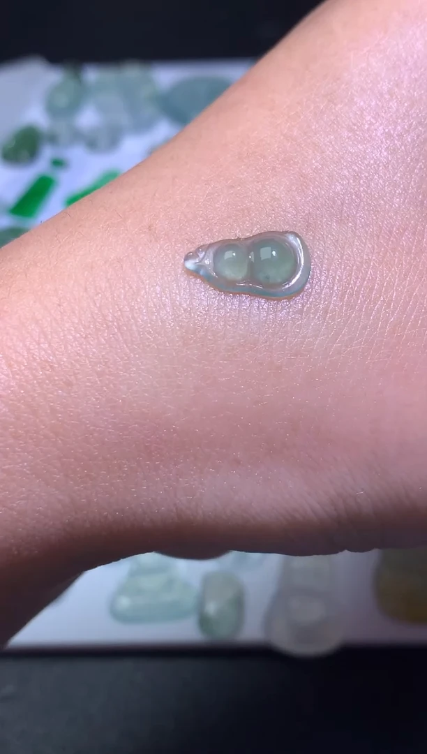 未镶嵌定制翡翠毛货