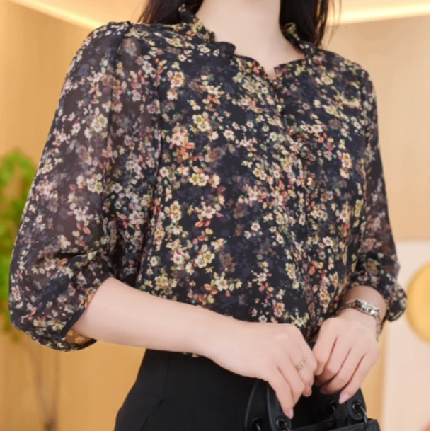 星桥2025女士气质夏季春夏印花洋气显瘦小衫圆领提花M750佳佳