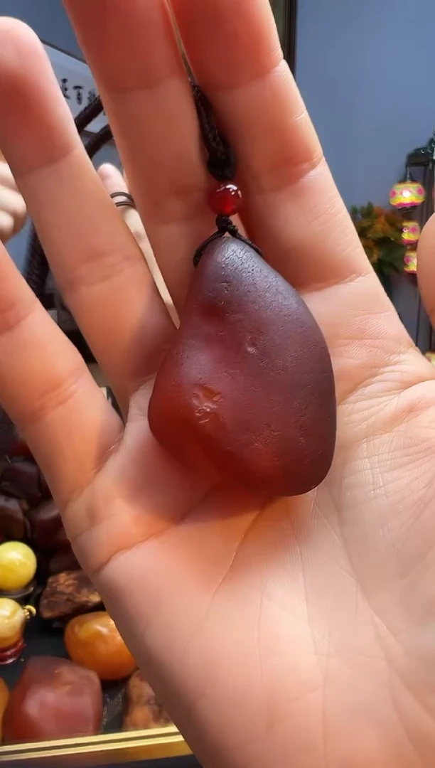 琥珀颈饰未镶嵌挂件