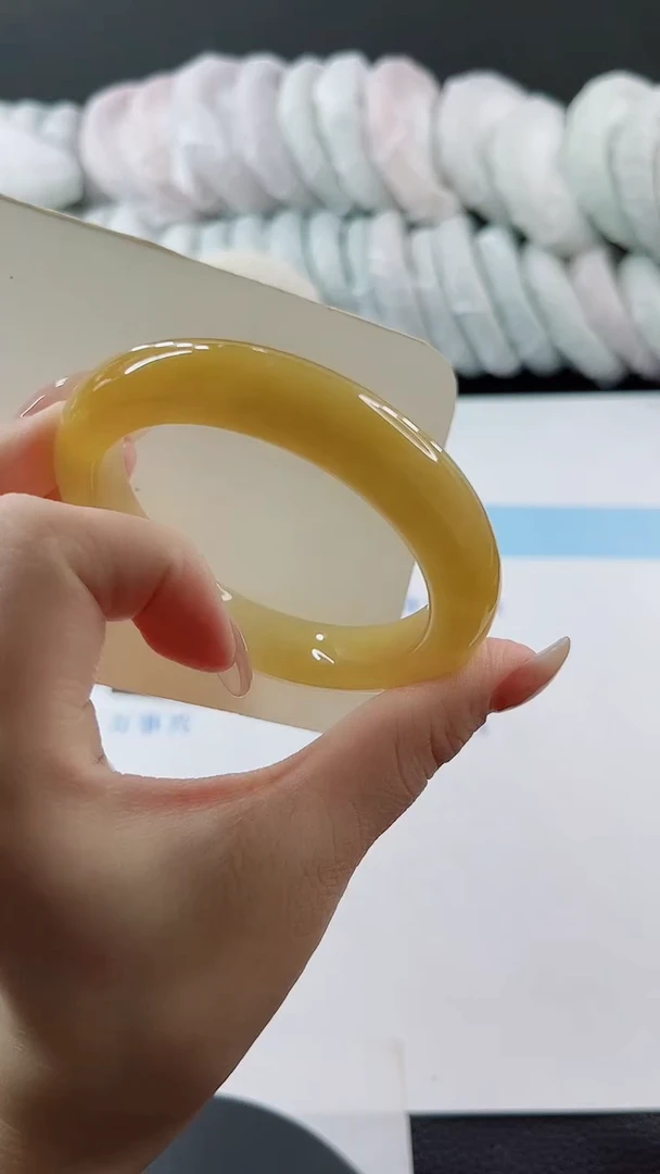未镶嵌手镯石英质玉多样性发货L163