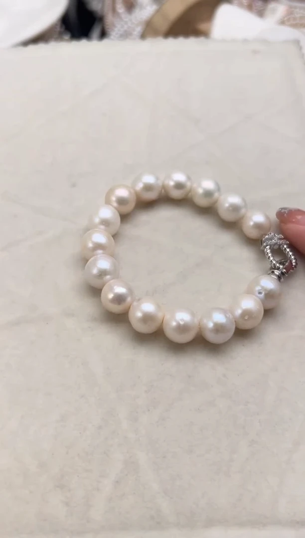 未镶嵌淡水珍珠福利强光*珍珠手链10mm+