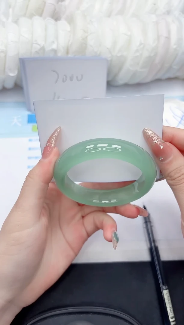 石英质玉手镯未镶嵌112-57