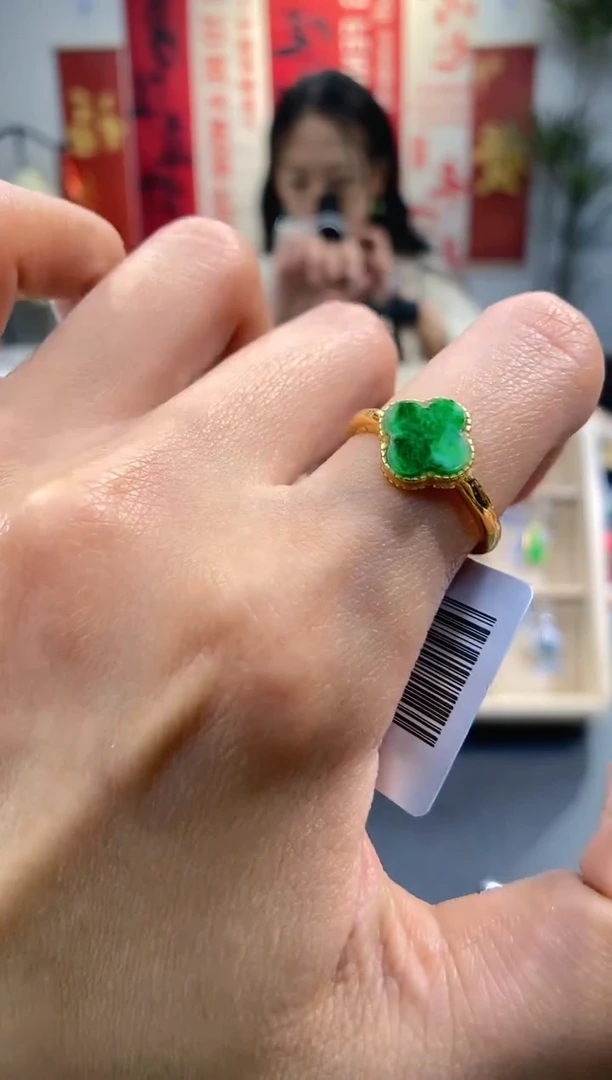 【闪购商品】翡翠吊坠(不含链)银S925镶嵌四叶草戒指