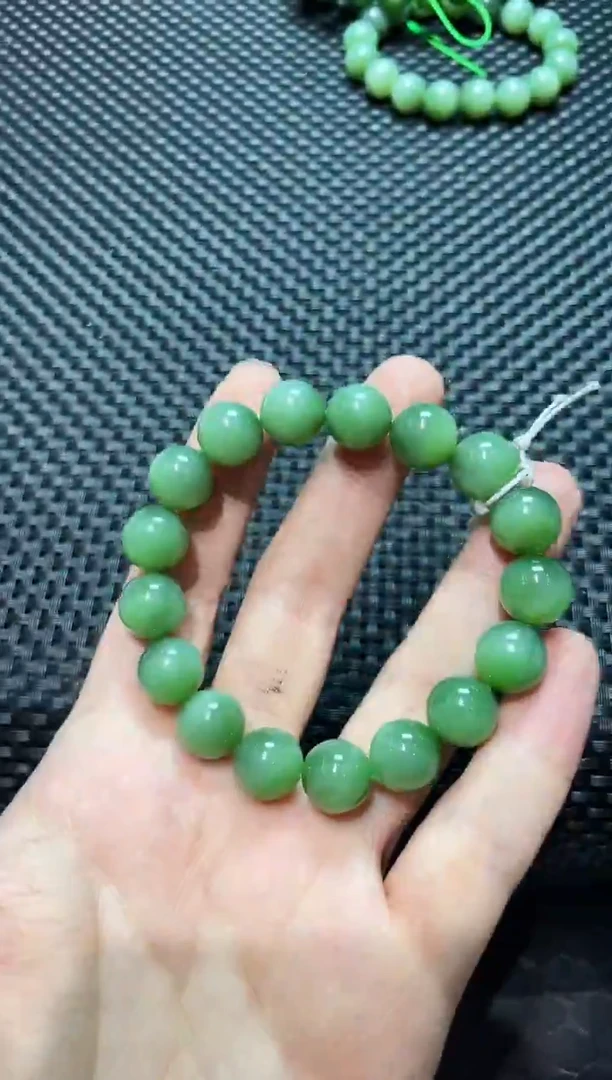 颈饰未镶嵌和田玉和田玉碧玉手串12mm