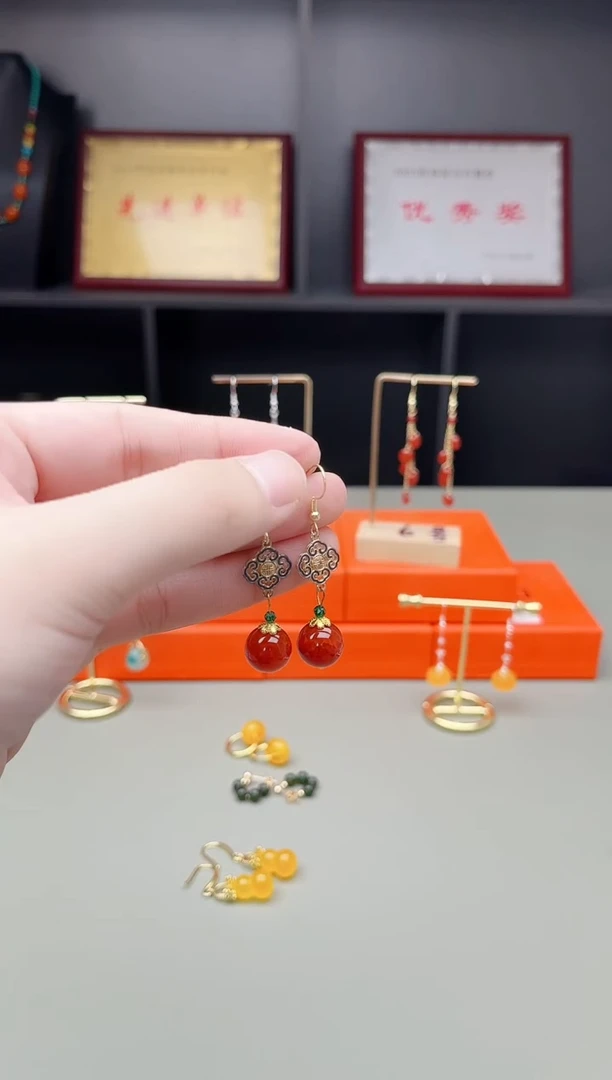 未镶嵌耳钉玛瑙/玉髓223