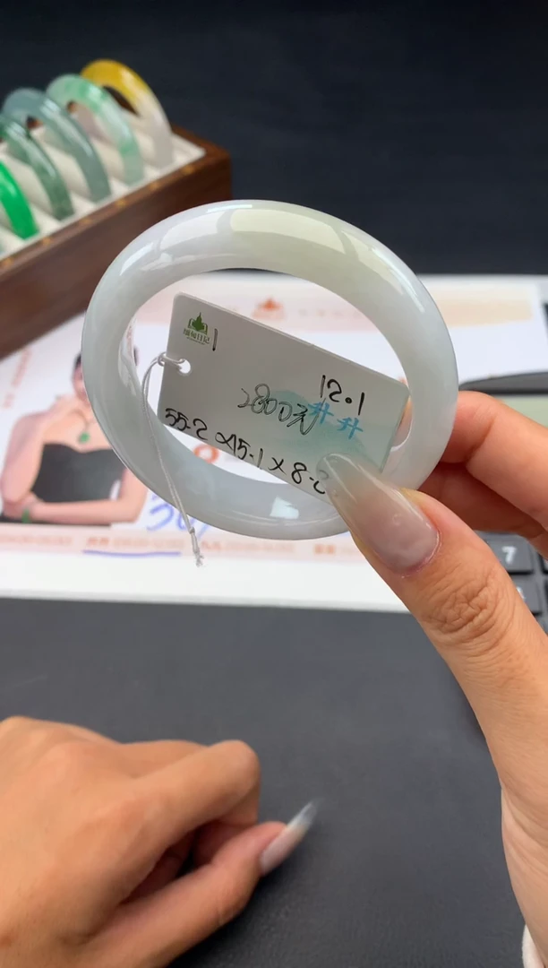未镶嵌手镯翡翠翡翠自带#送人#，假一赔三