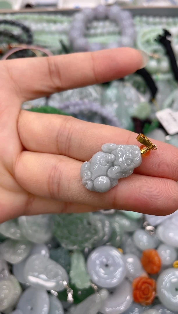 颈饰未镶嵌翡翠004