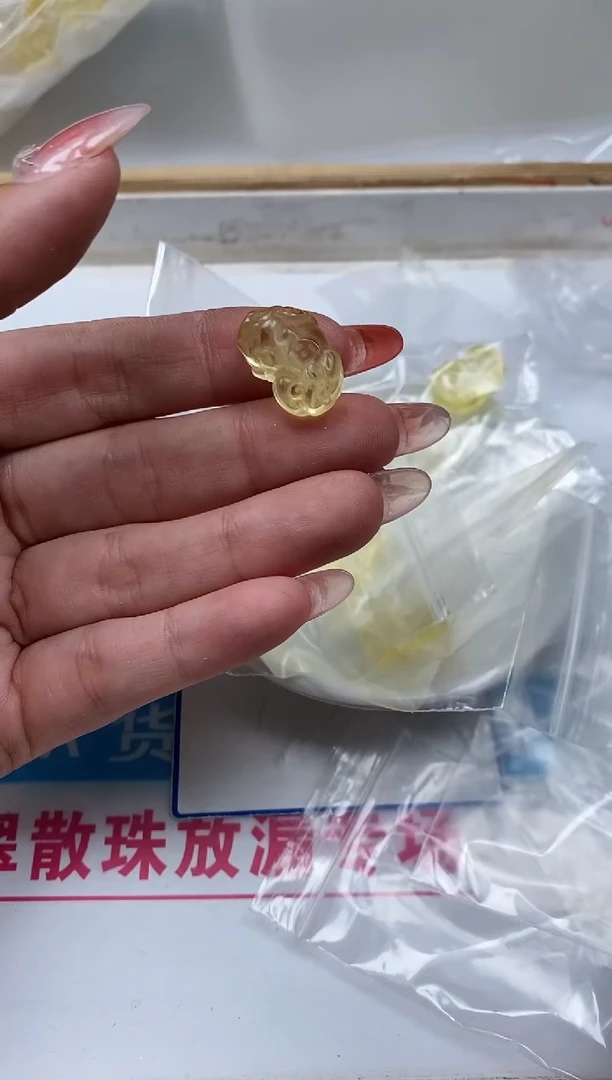 水晶珠宝半成品未镶嵌C933 黄水晶 金钱貔貅1个9.9元