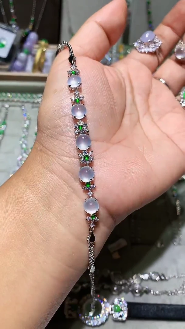 【闪购商品】翡翠耳饰未镶嵌手链