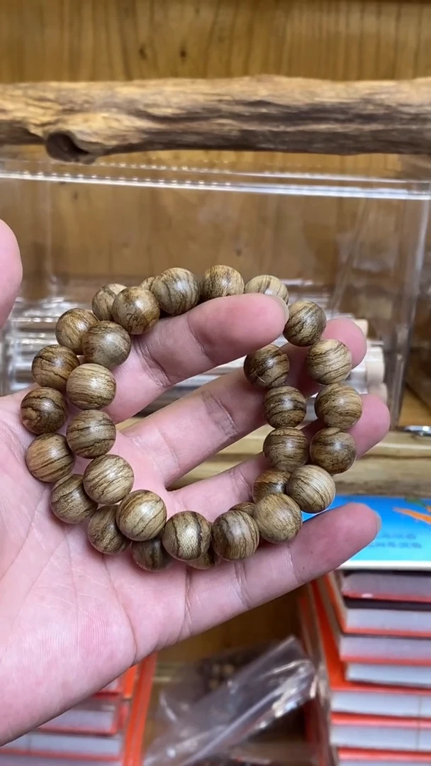 沉香手串越南顺化红土沉圆珠单圈1.3多样性发其一