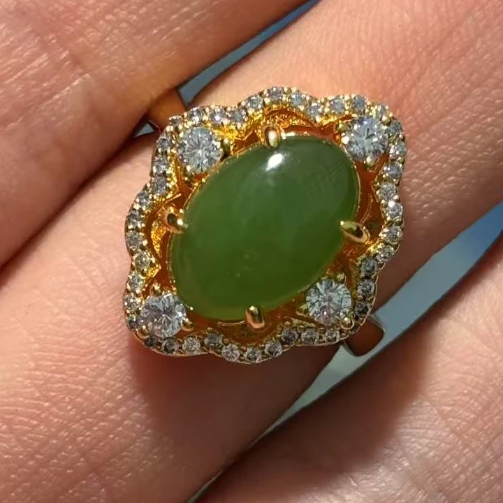 18k菠菜绿戒指经典款LC300