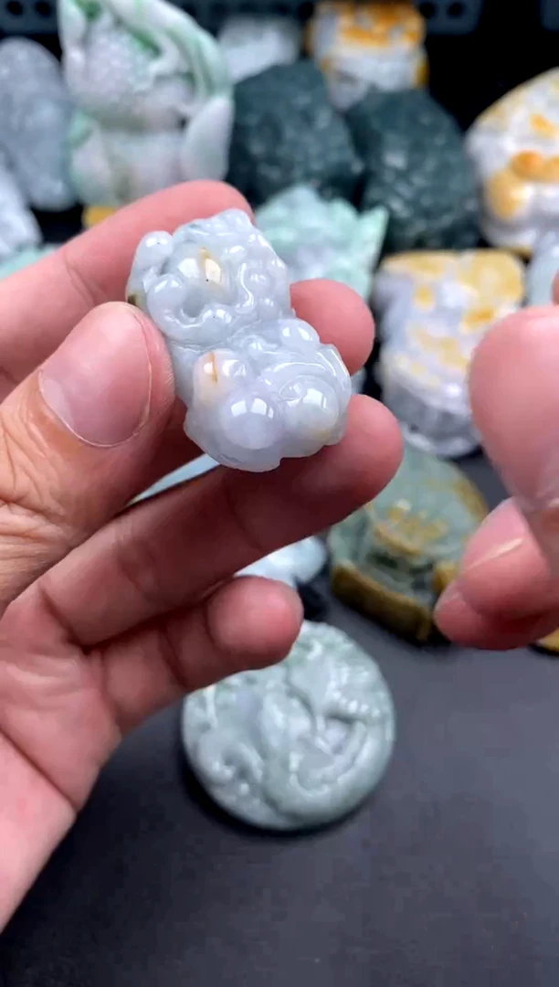 吊坠(不含链)未镶嵌翡翠1