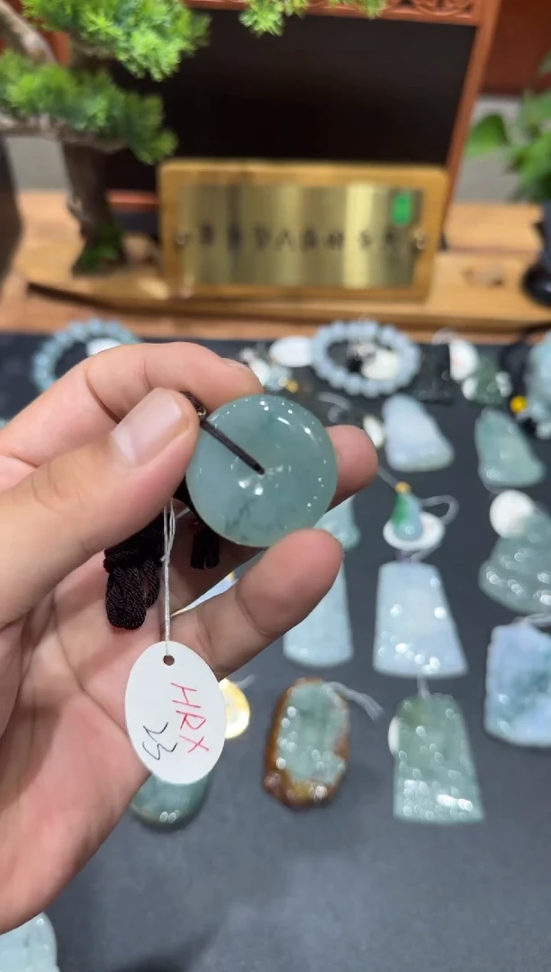 未镶嵌挂件翡翠A货翡翠多样性孤品