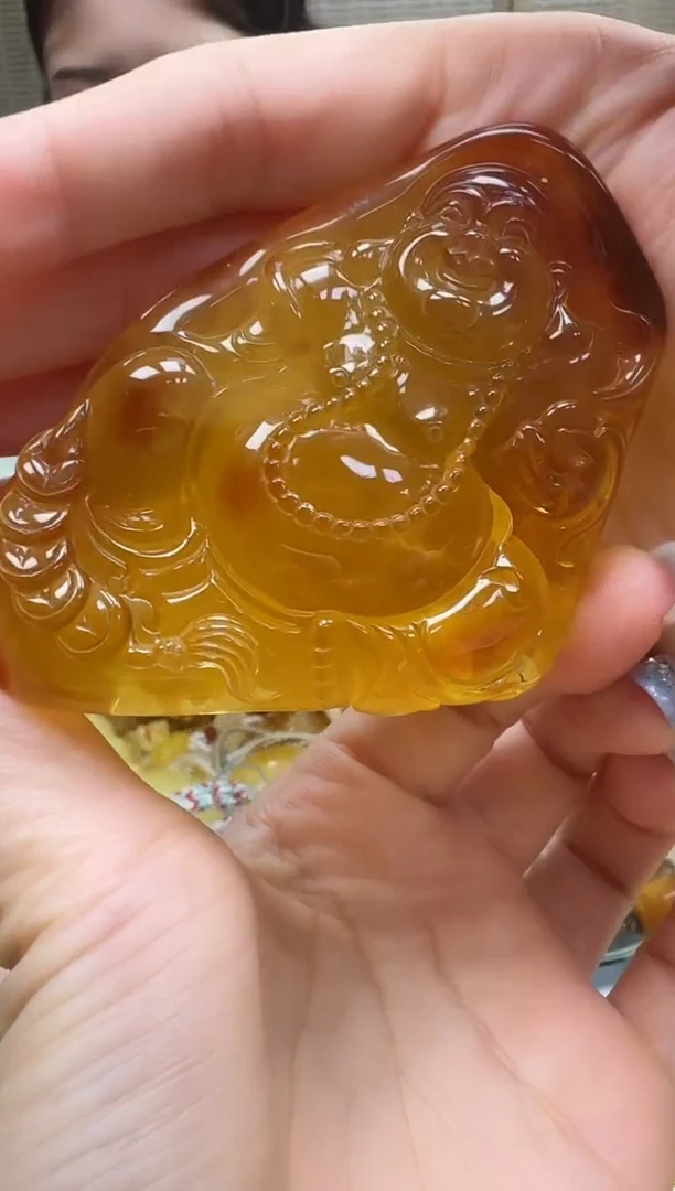 裸石琥珀未镶嵌如图