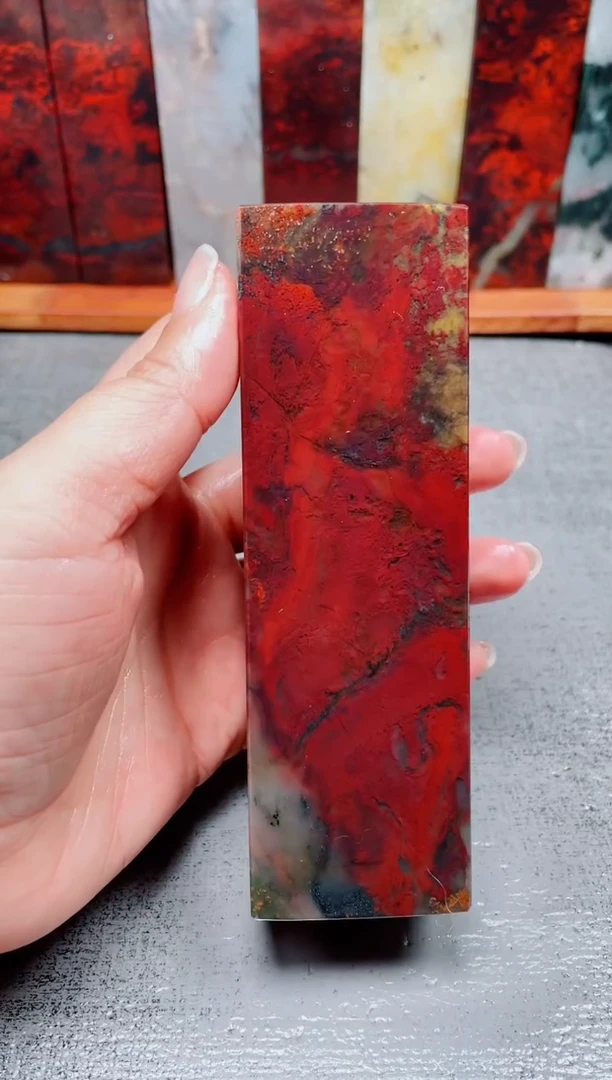 玉桂林鸡血玉素章47 4.0左右