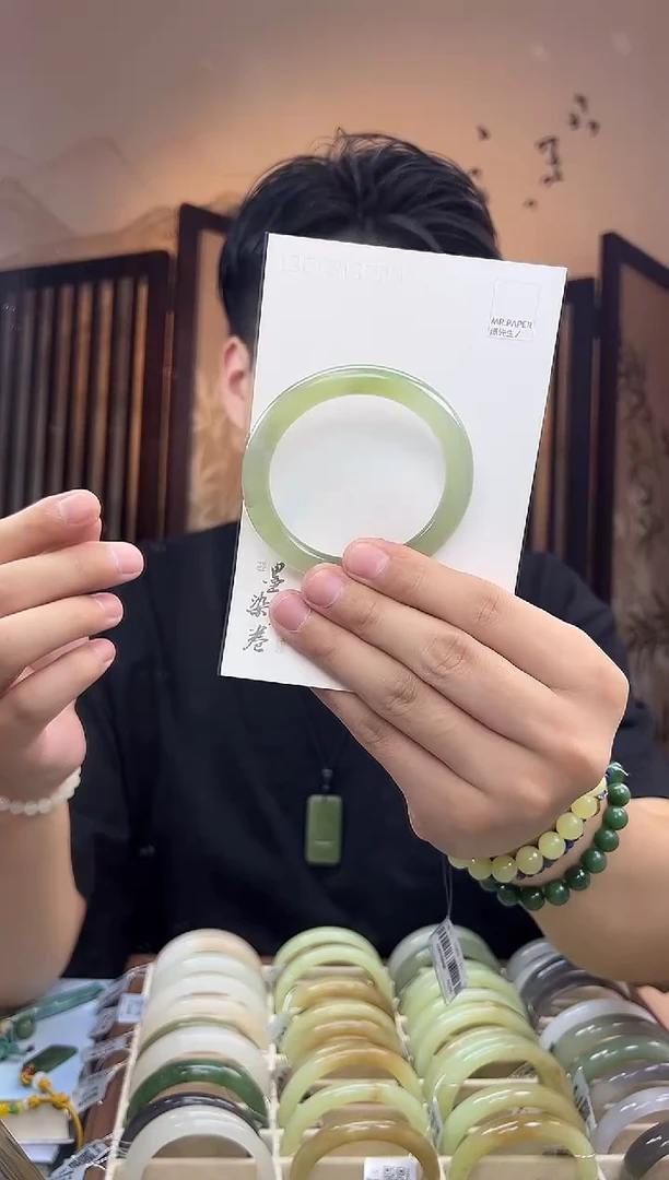 未镶嵌手镯和田玉55翠青