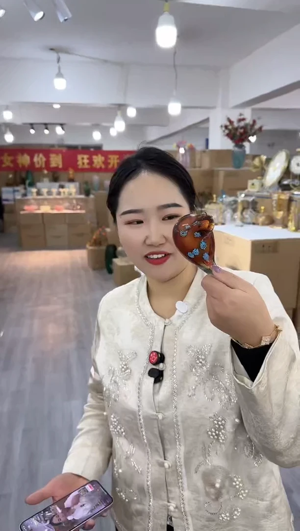 【闪购商品】无铅玻璃昕洋花器N-品19