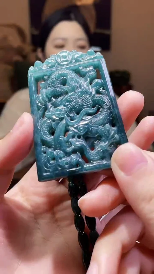 未镶嵌定制翡翠吊坠78