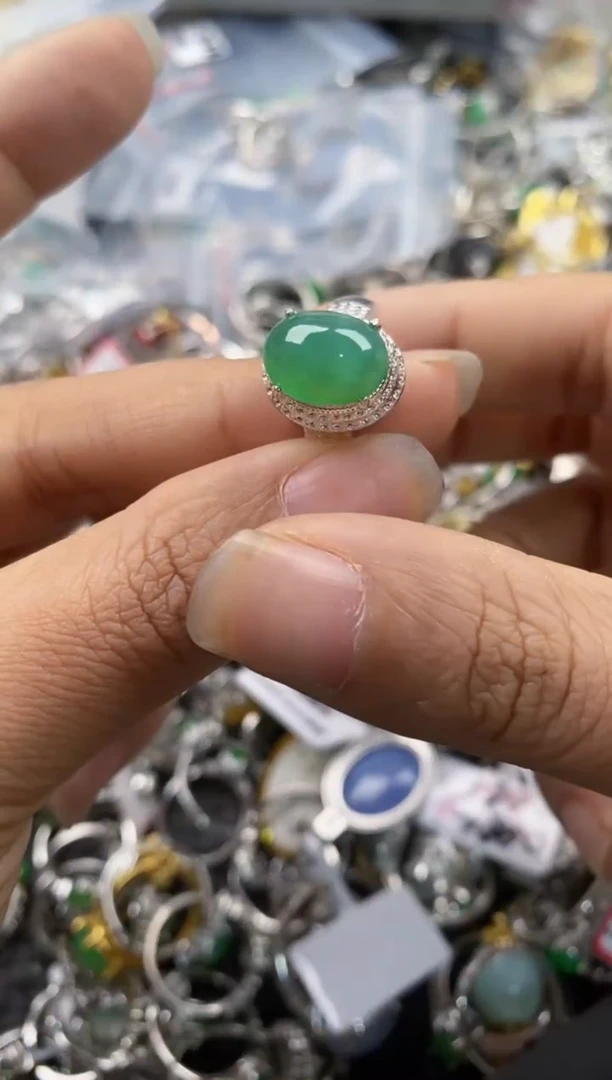 未镶嵌戒指翡翠444---8