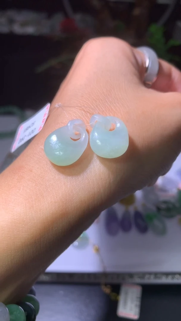 未镶嵌挂件翡翠MXX061159