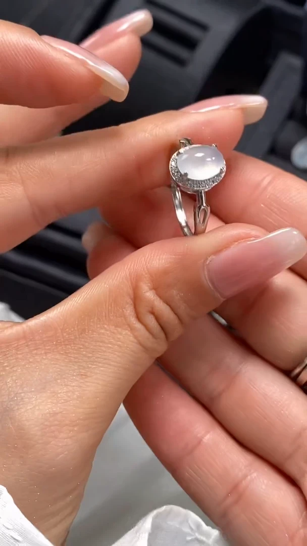 【闪购商品】翡翠戒指银S925镶嵌9306