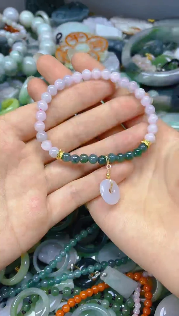 翡翠未镶嵌颈饰/C/翡翠A货,一件也是批发价