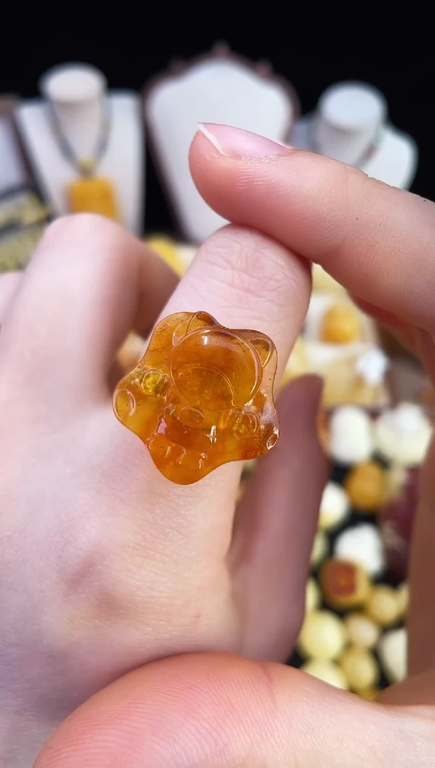 琥珀未镶嵌珠宝奇石柒月