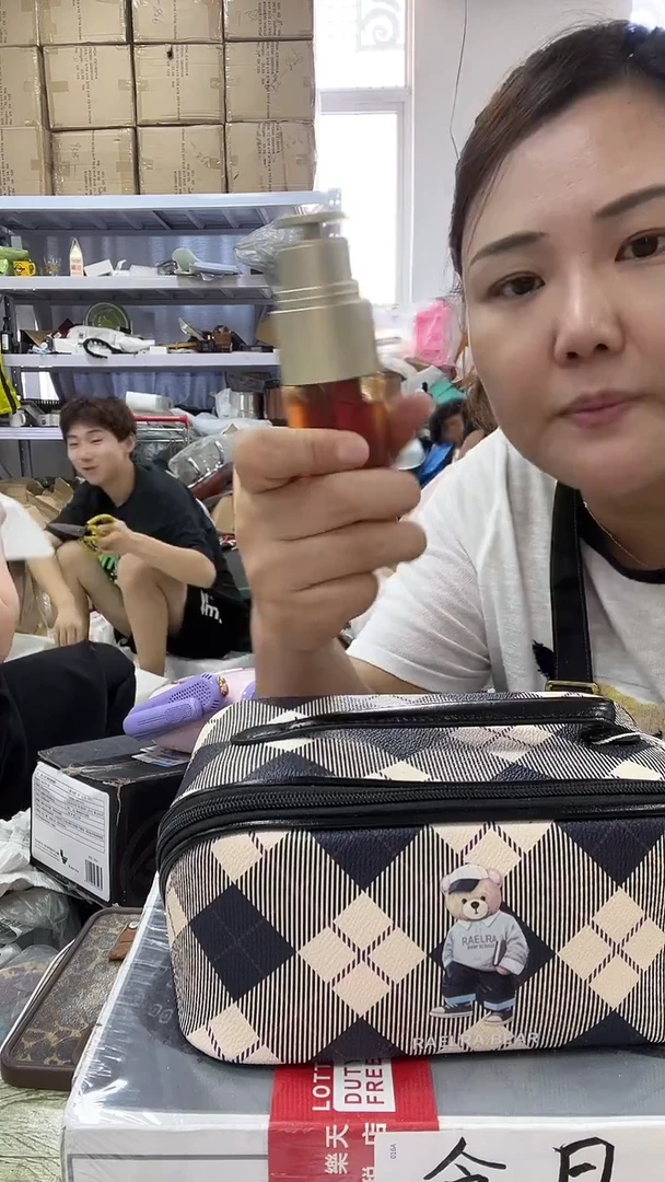 牦牛剖层皮革琪老板女包1号店超好看双萃样品
