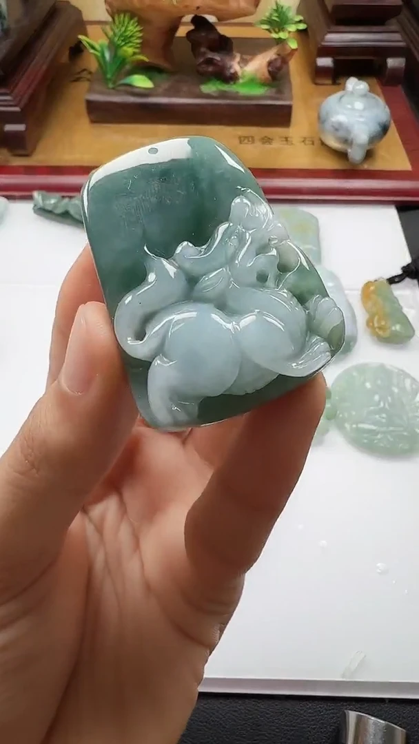 吊坠(不含链)未镶嵌翡翠1