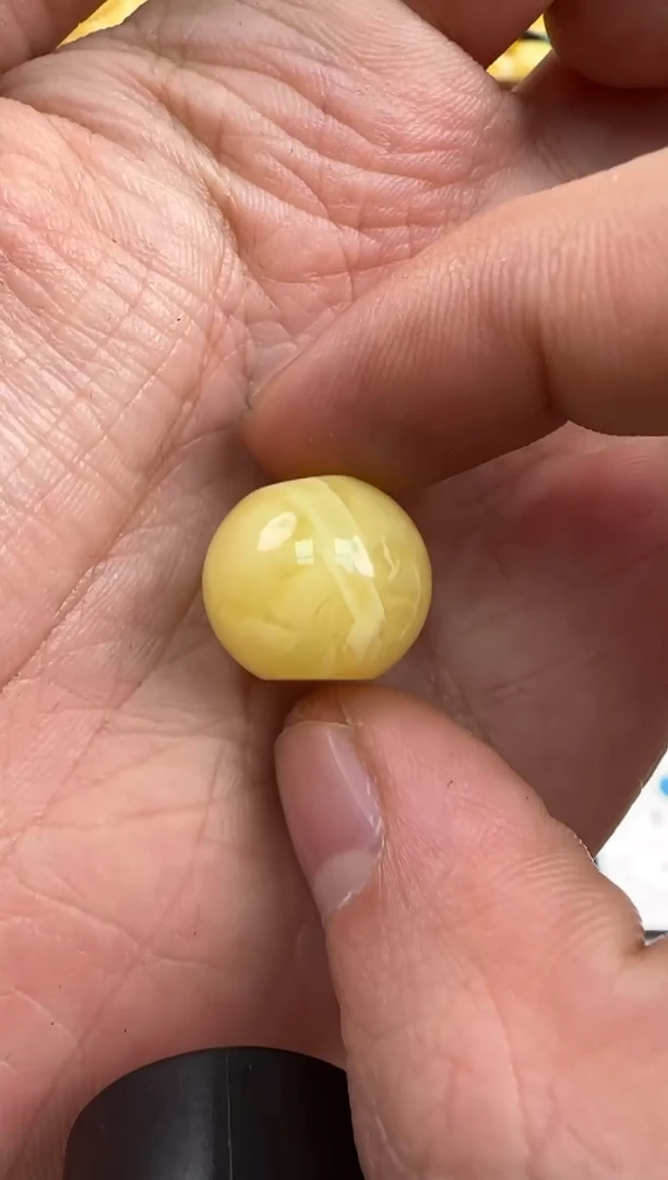 蜜蜡未镶嵌珠宝奇石微瑕