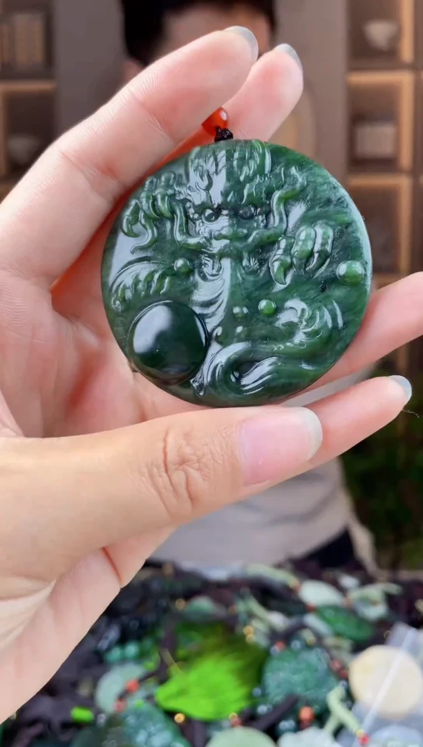 未镶嵌和田玉挂件拍一发一，多样性发货