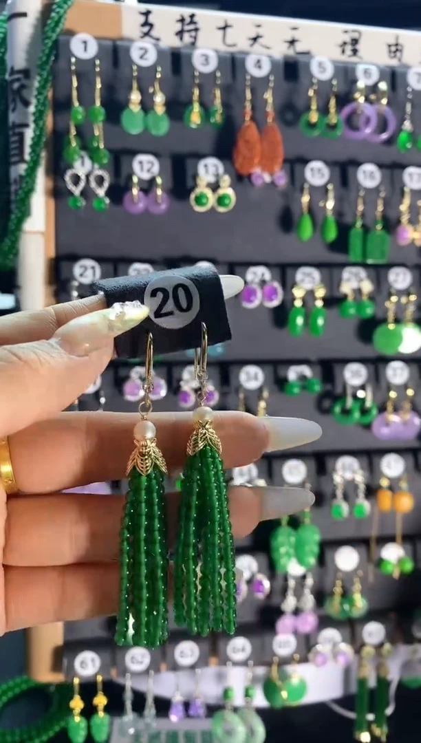 【闪购商品】翡翠耳饰银S925镶嵌20....