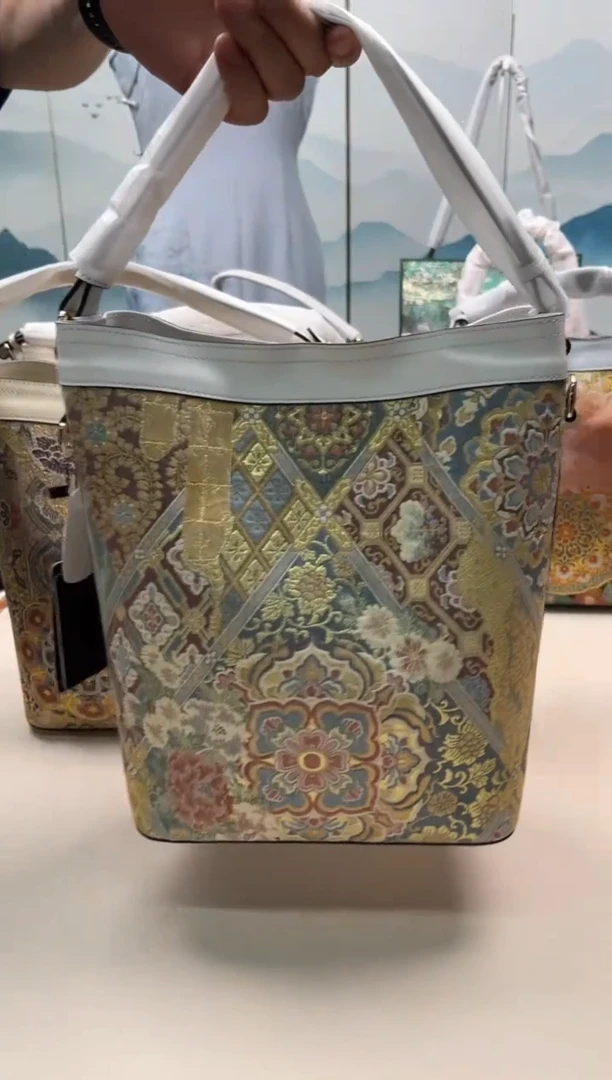 织绣精选默认有色差