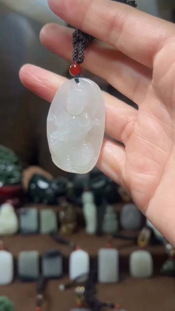 颈饰未镶嵌和田玉`