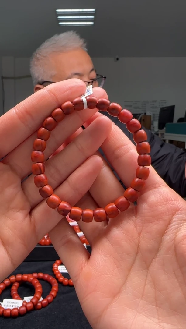 【闪购商品】南红玛瑙7mm保山手串直切未镶嵌多样性发一件