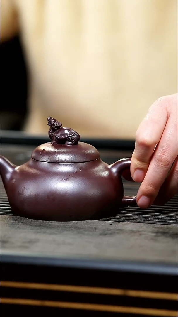 【闪购商品】紫砂茶壶兽钮全手工石红微瑕