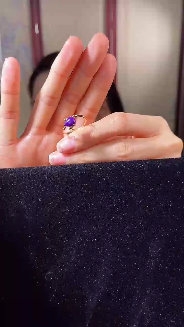 【闪购商品】苏纪石（舒俱来）戒指18K金镶嵌