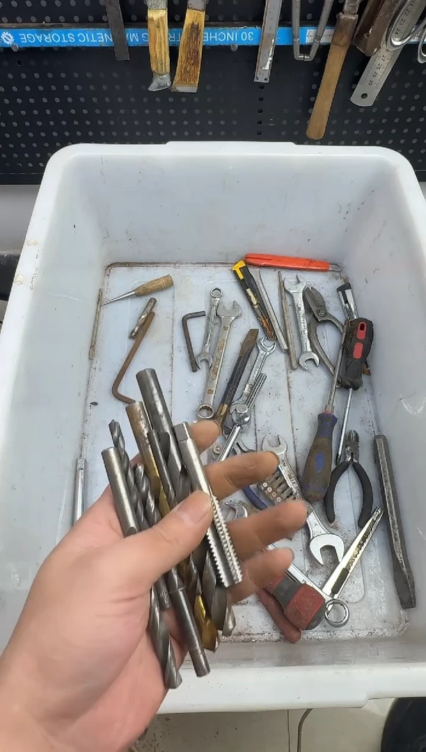 镁随****。手动工具手动工具