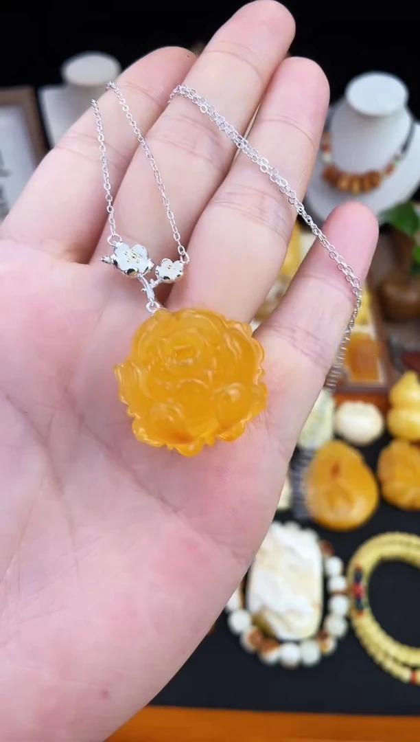 琥珀未镶嵌珠宝奇石柒月