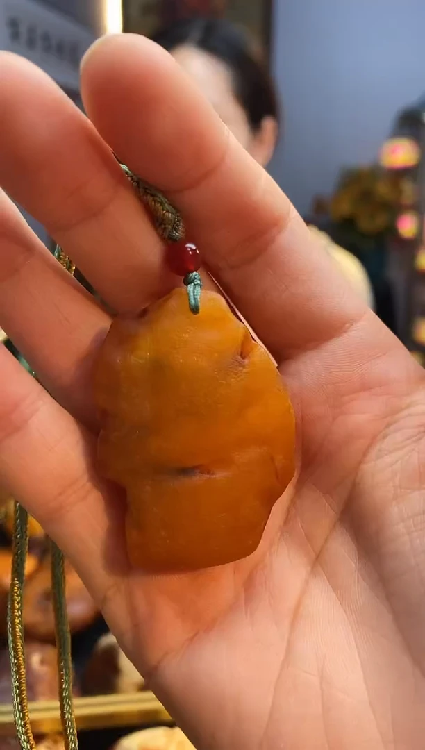 琥珀颈饰未镶嵌吊坠